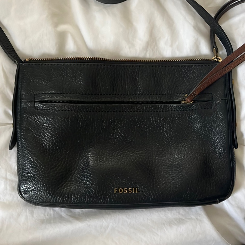 Fossil purse